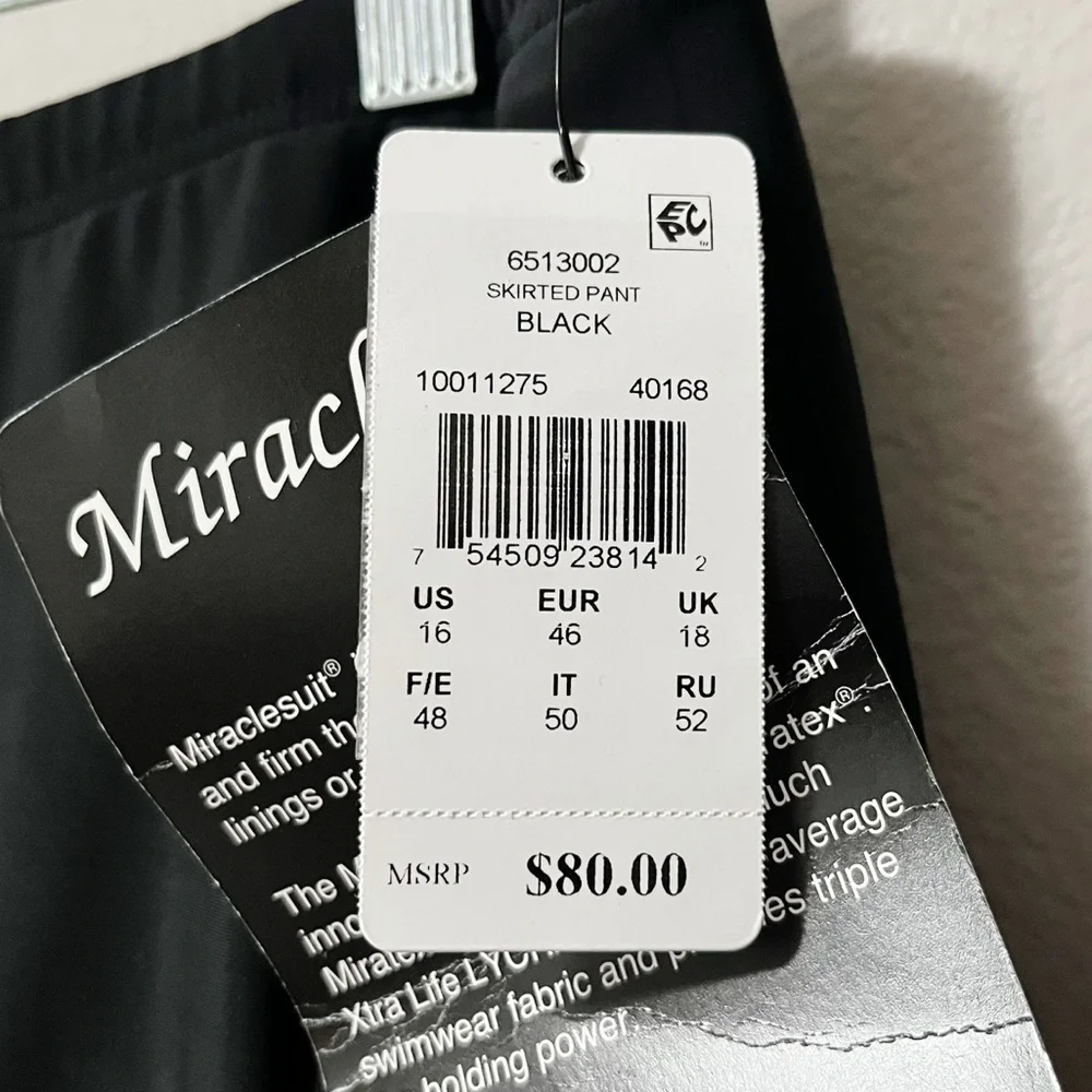 Miraclesuit NWT Skirted Swim Bottom Black Size US 16 Slimming Beach Travel - Picture 4 of 7